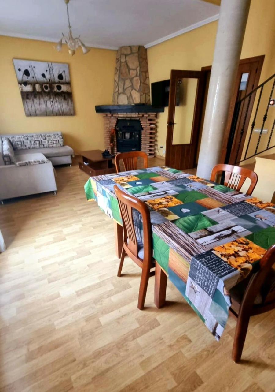 Casa Rural Claudia Albarracín Exterior photo
